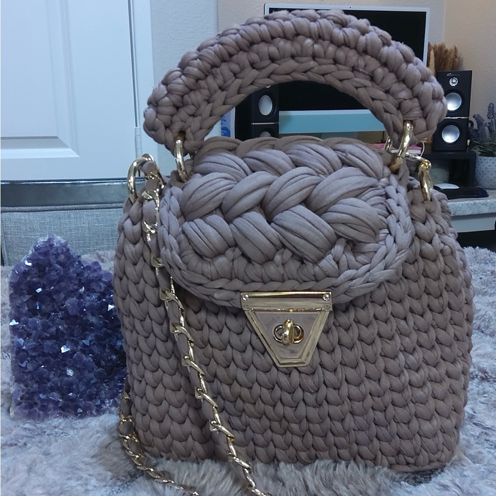 Elegant Beige Handwoven Bag